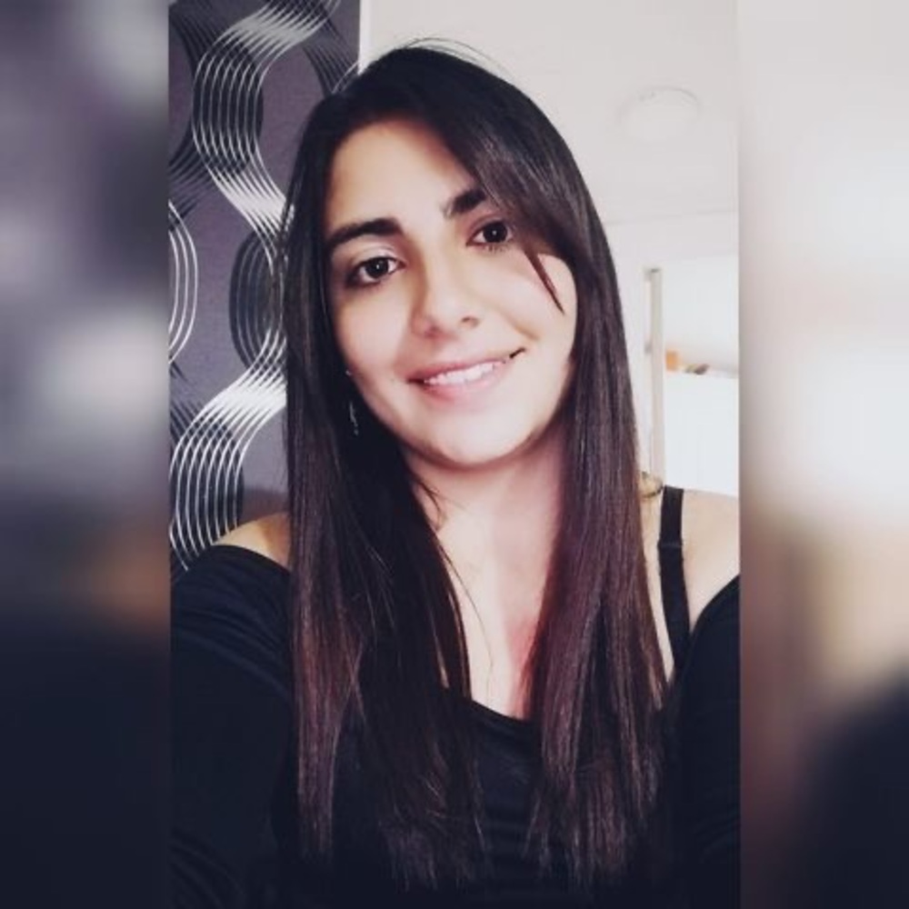 Meet your Posher, Aniita